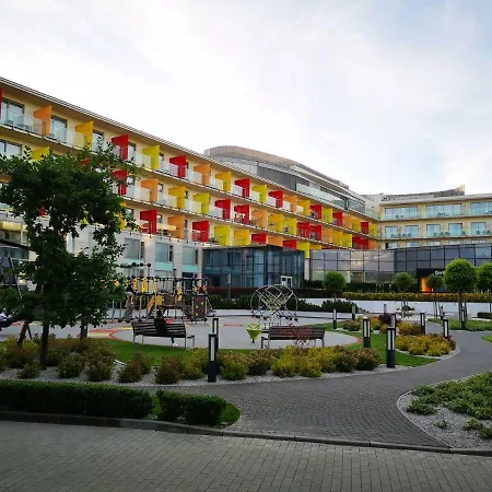 Aquarius 60 Apartamenty-plaza *